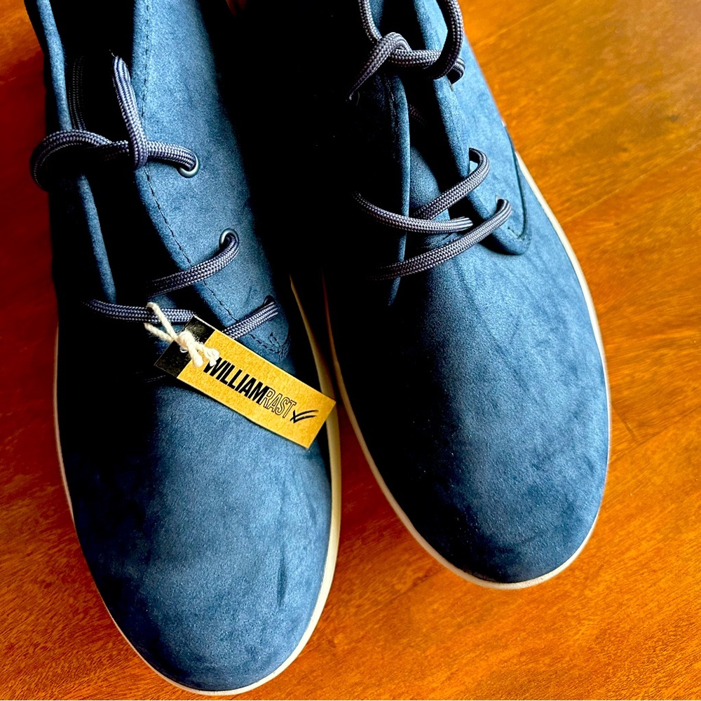 Williams Rast Blue suede Men’s size 10 M active wear Hawk Chukka